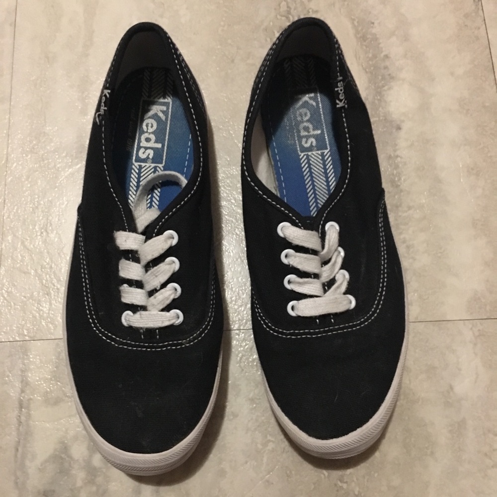 Black Keds
